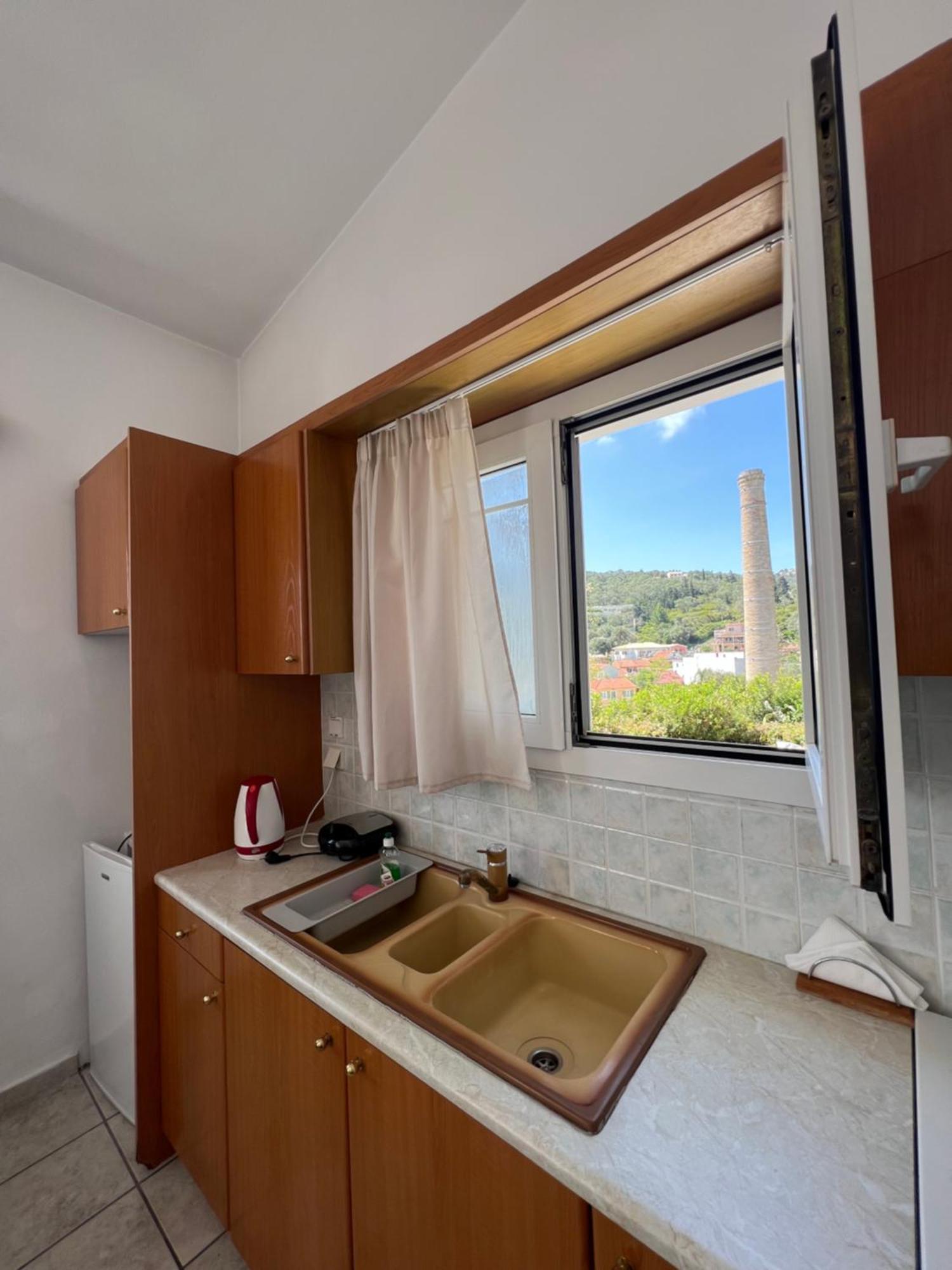 Aronis Spyros Panoramic Seaview Apartments Longos  Bilik gambar